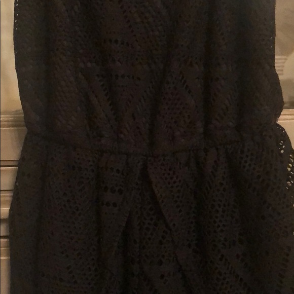 Cute lace pattern romper - Picture 4 of 4